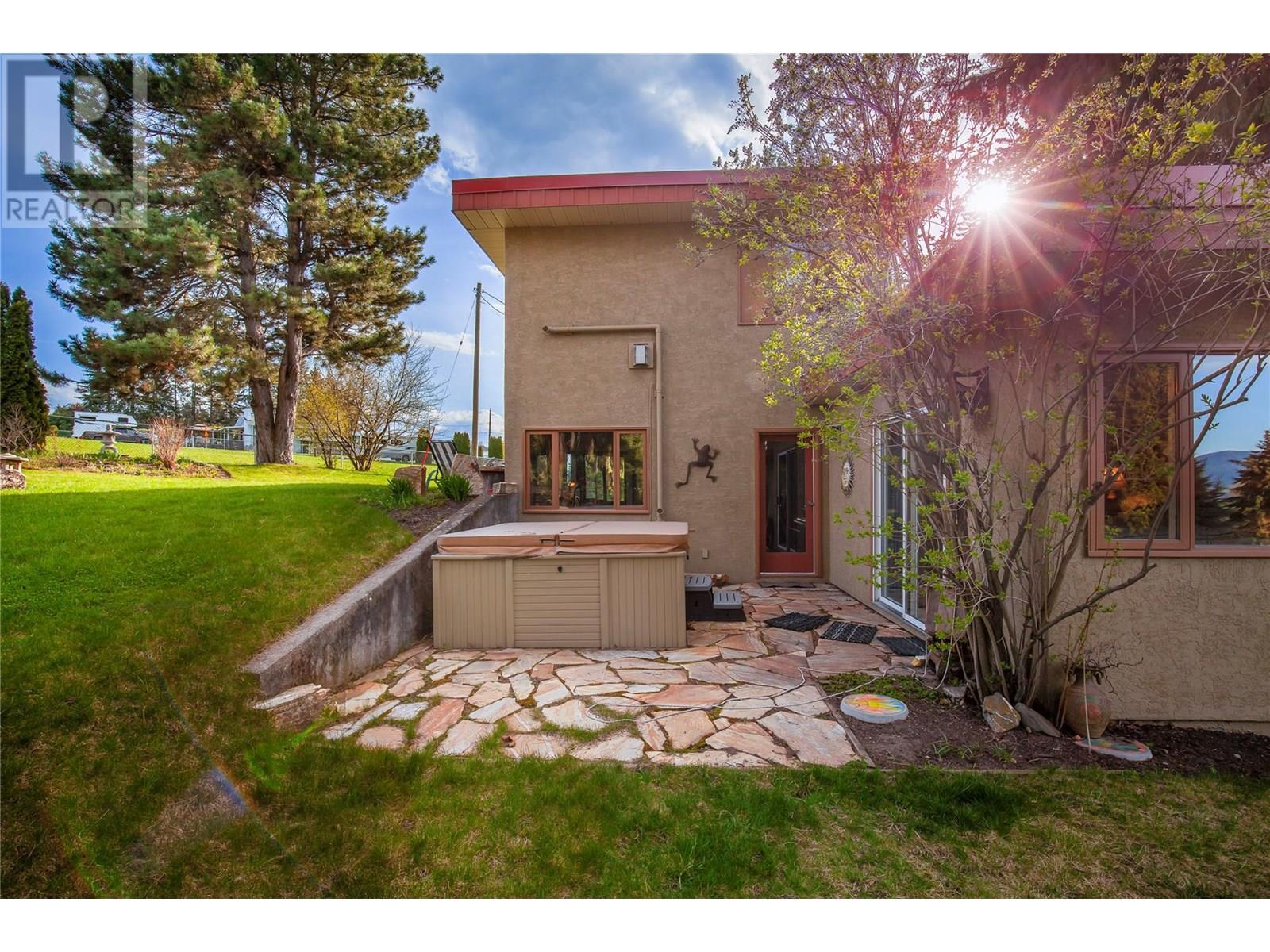 239 Stepping Stones Crescent Property Photo 40