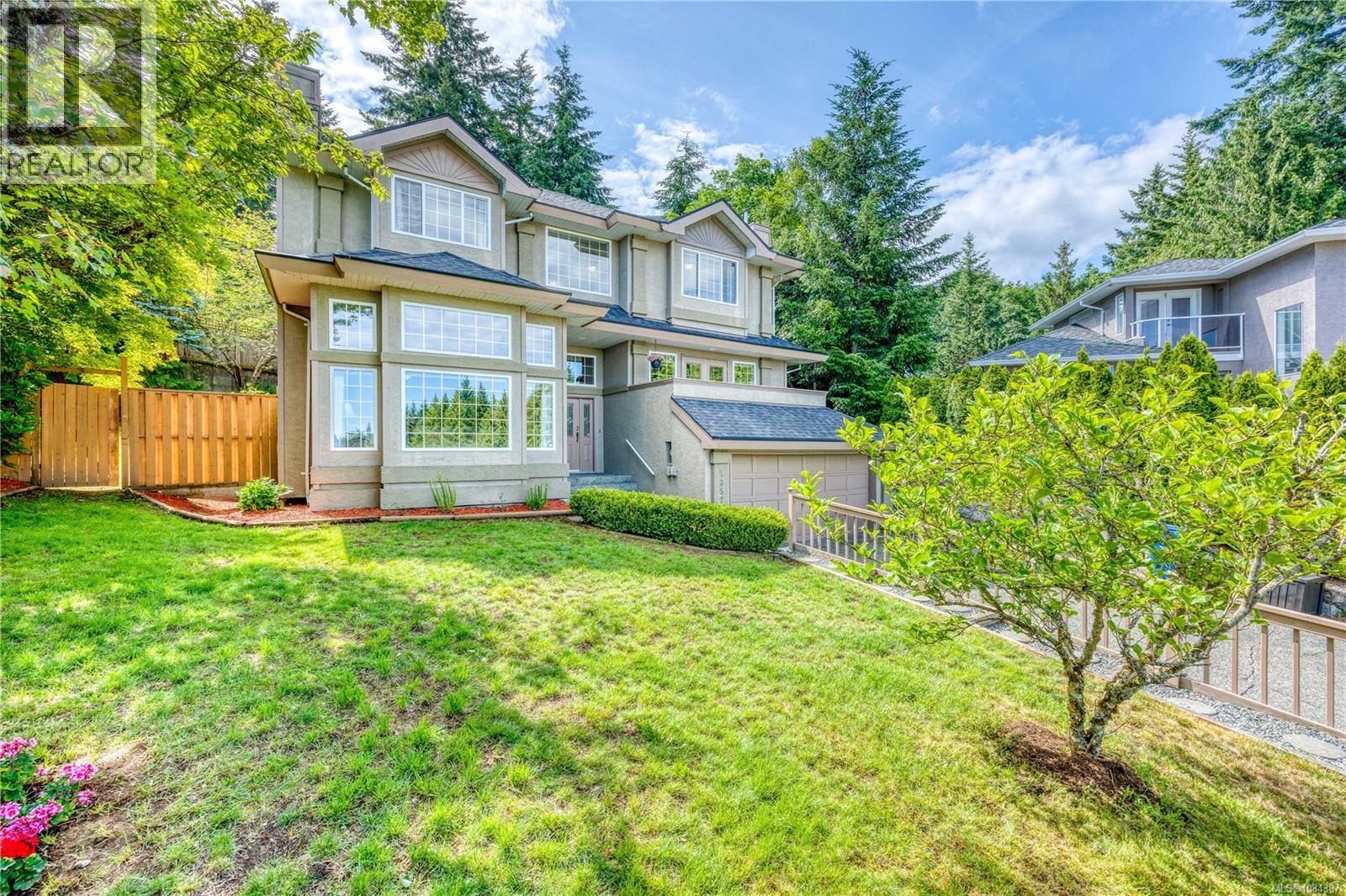 5352 Coastview Pl Property Photo 1