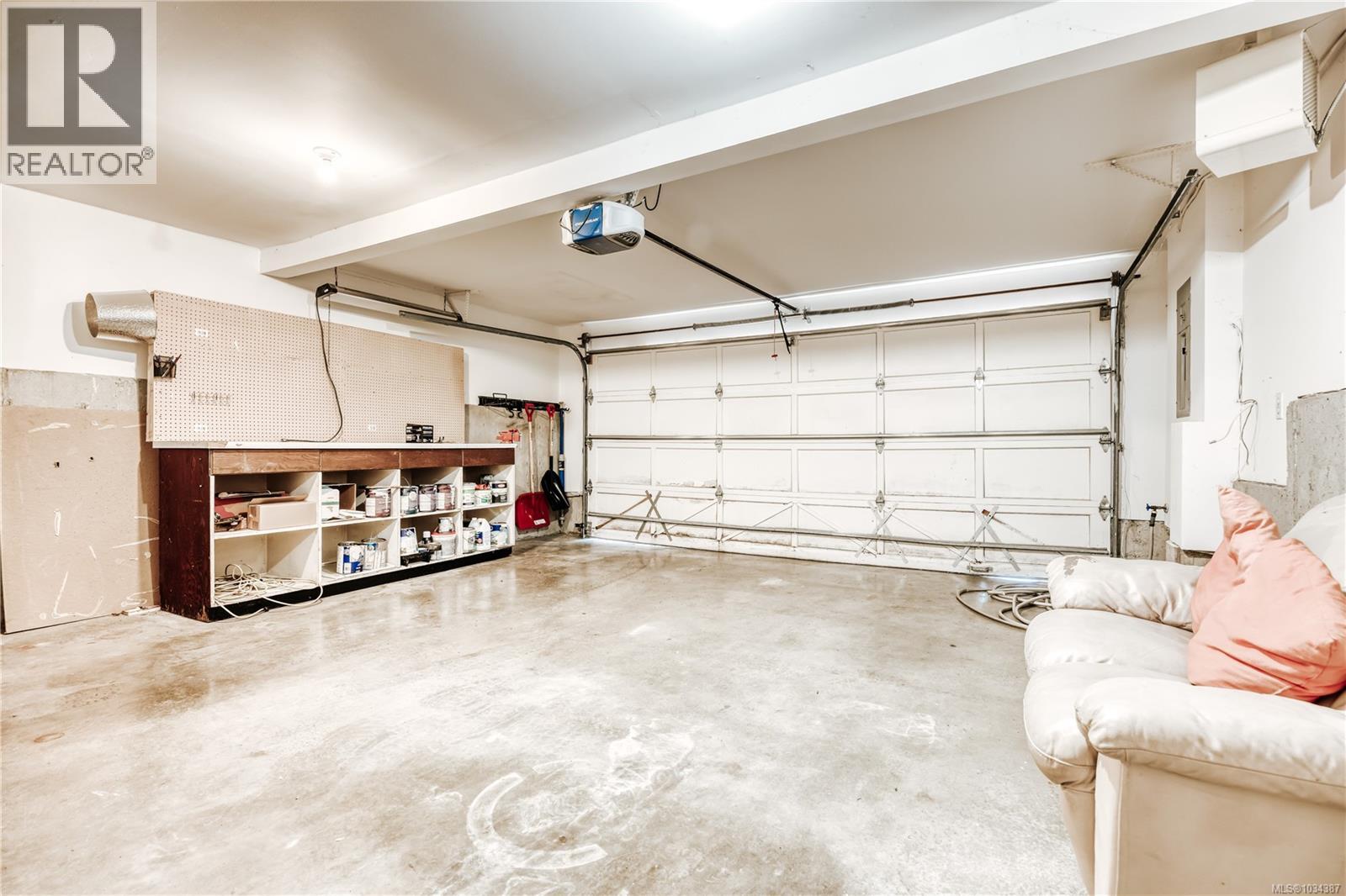 5352 Coastview Pl Property Photo 56