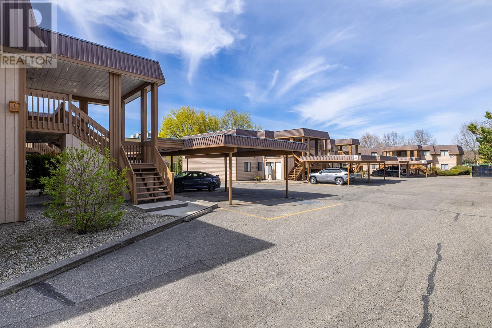 880 Badke Road Property Photo 13