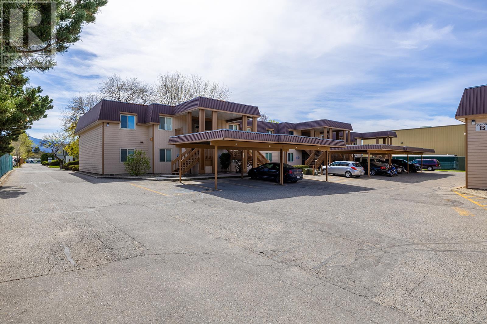 880 Badke Road Property Photo 15