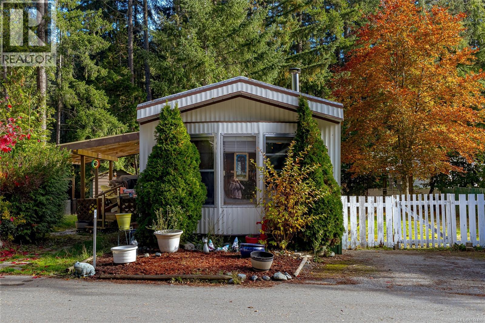 11 3640 Trans Canada Hwy