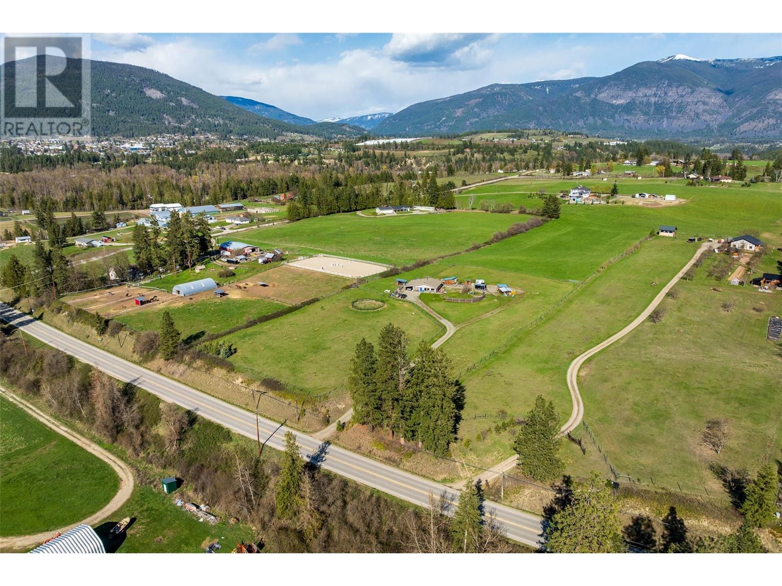 3800 21 Highway Property Photo 40