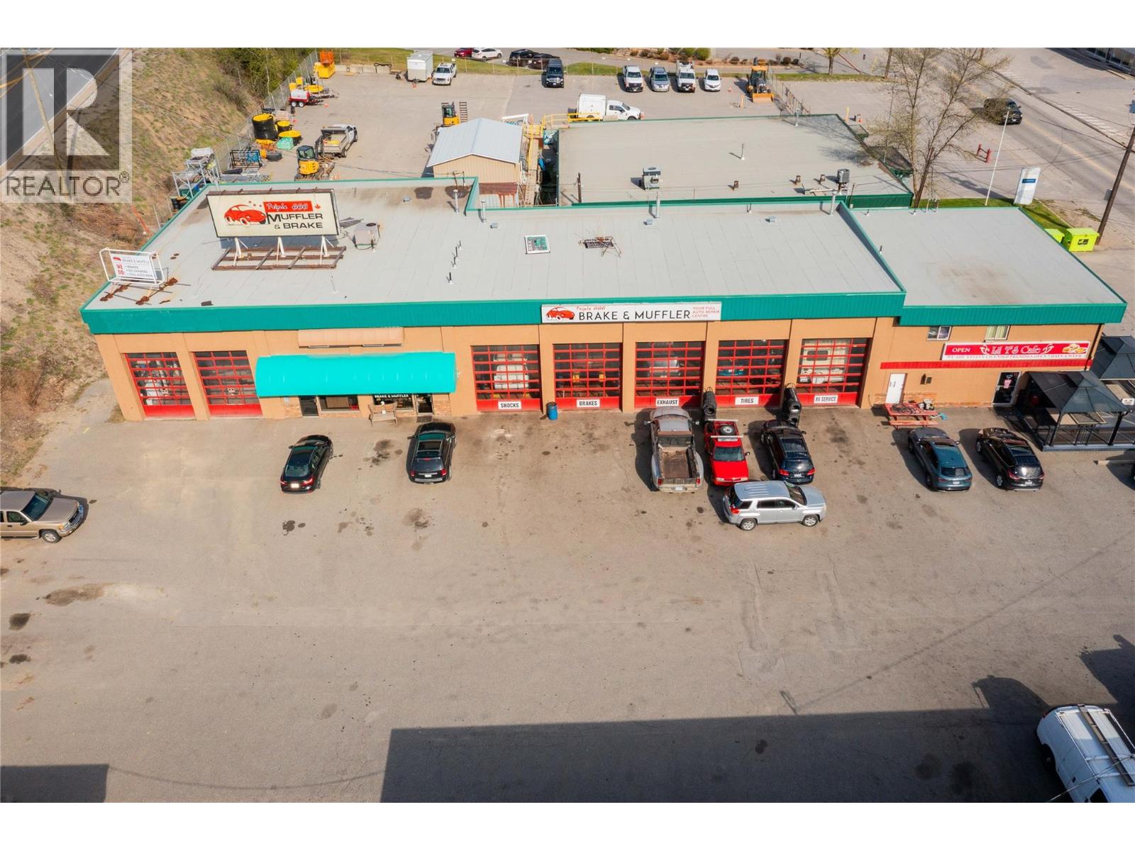 2865 B And 2929 Highway Drive Property Photo 3