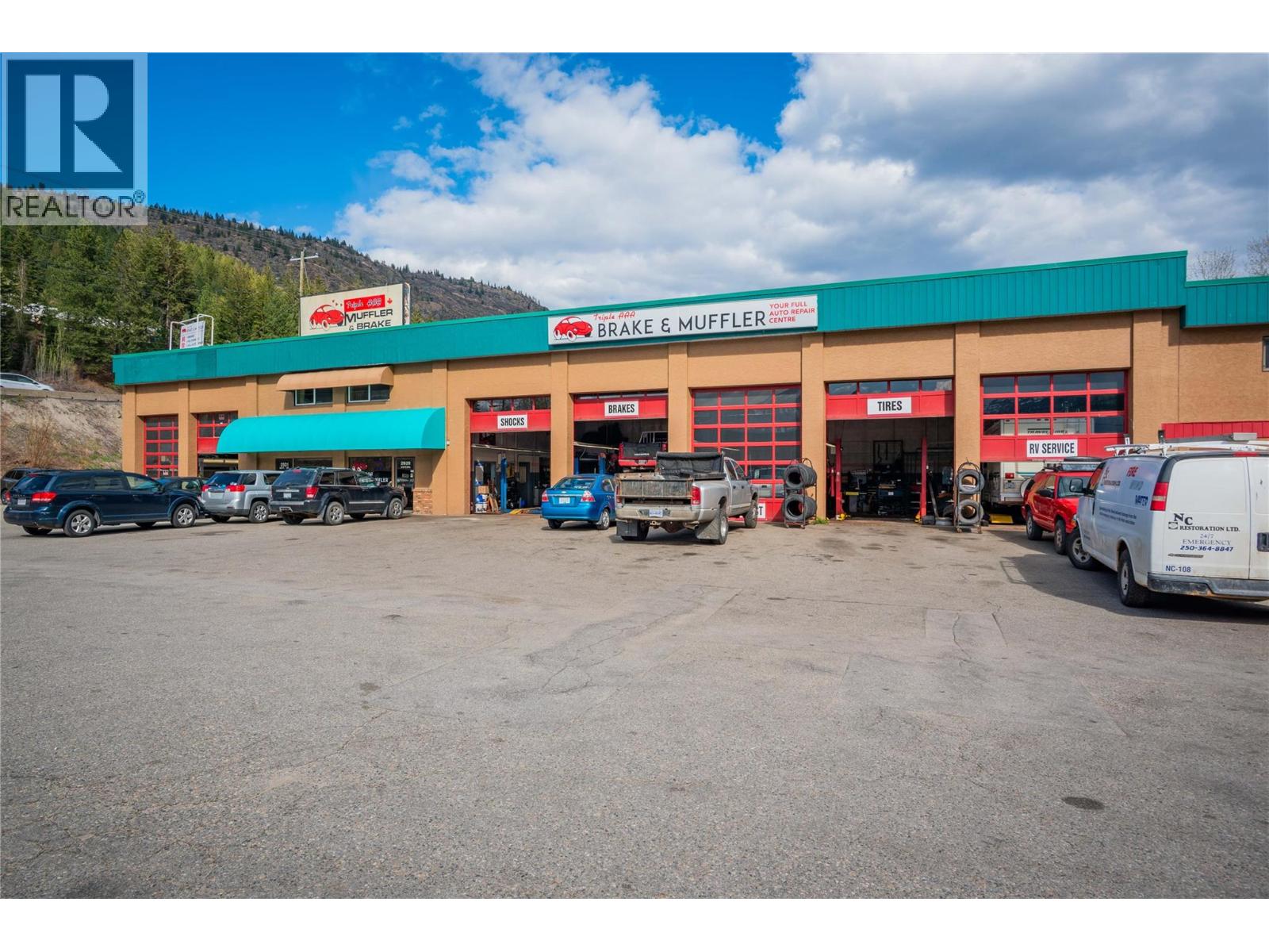 2865 B And 2929 Highway Drive Property Photo 4