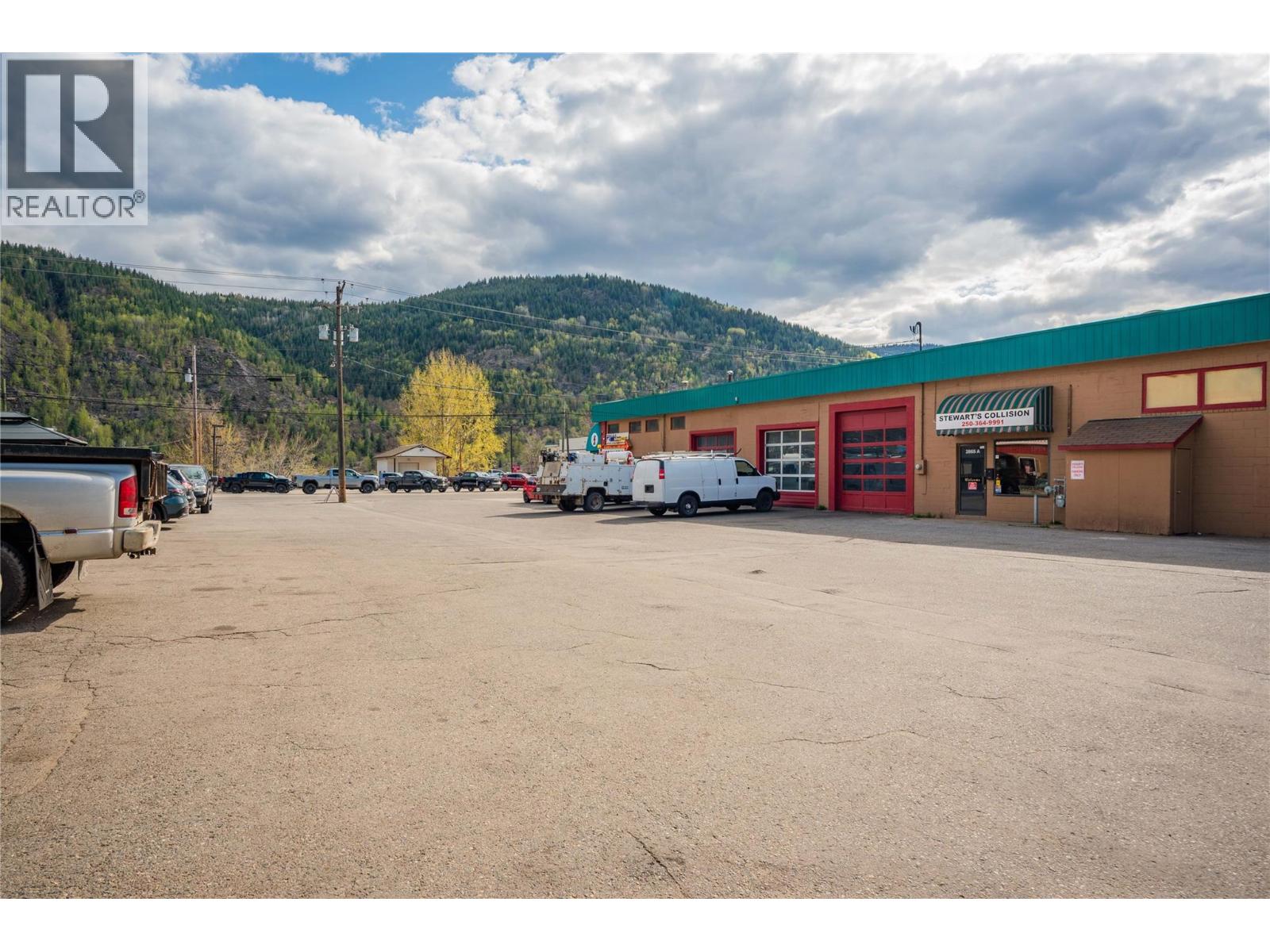 2865 B And 2929 Highway Drive Property Photo 25