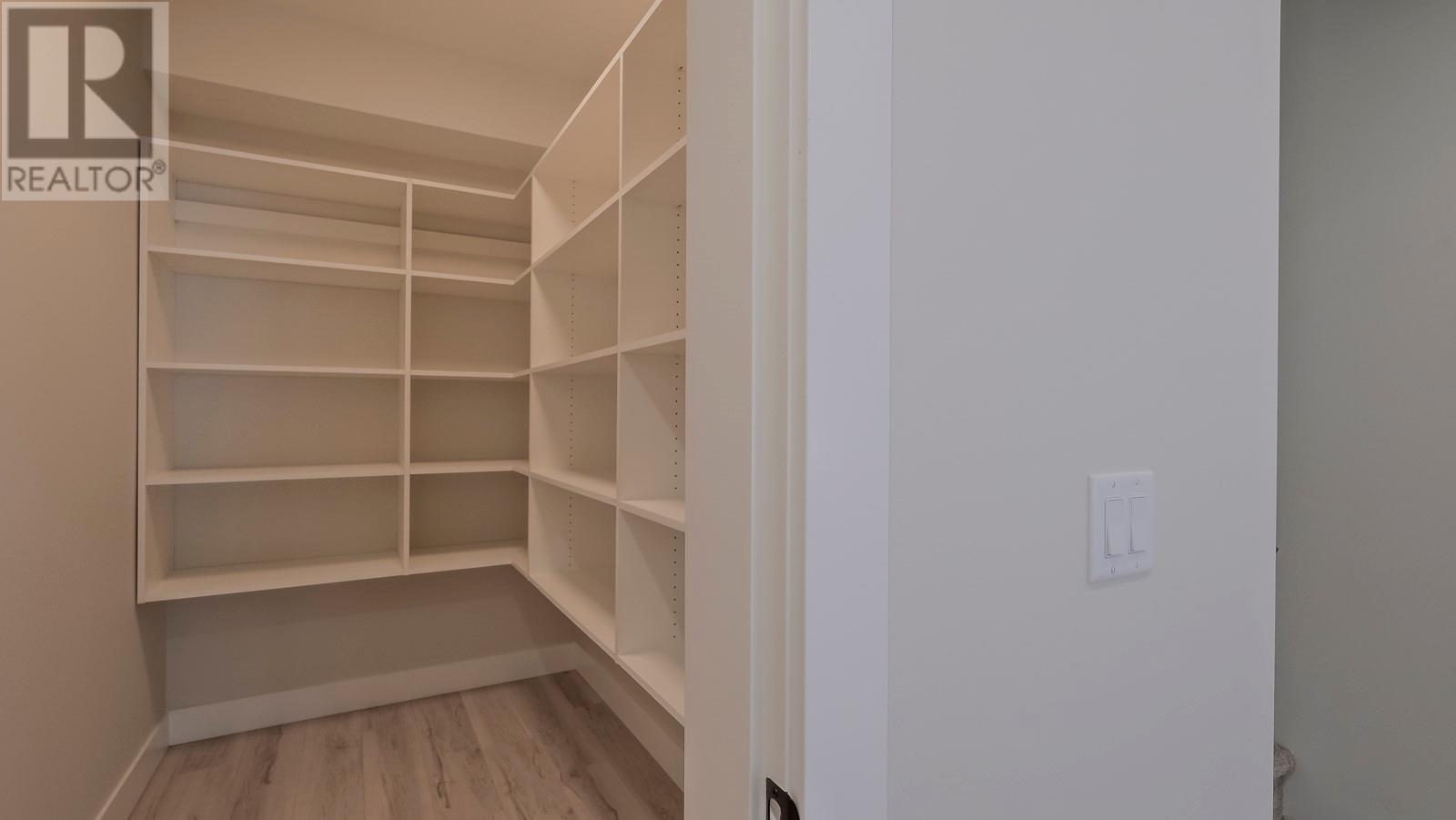 937 Royal Troon Lane Property Photo 26