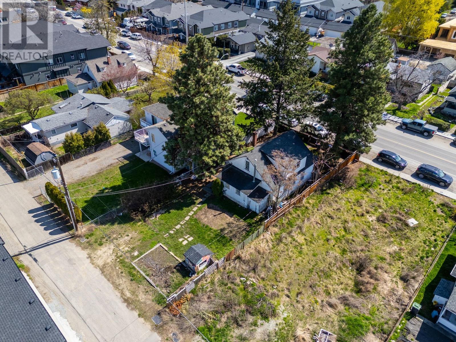 790 Cadder Avenue Property Photo 1