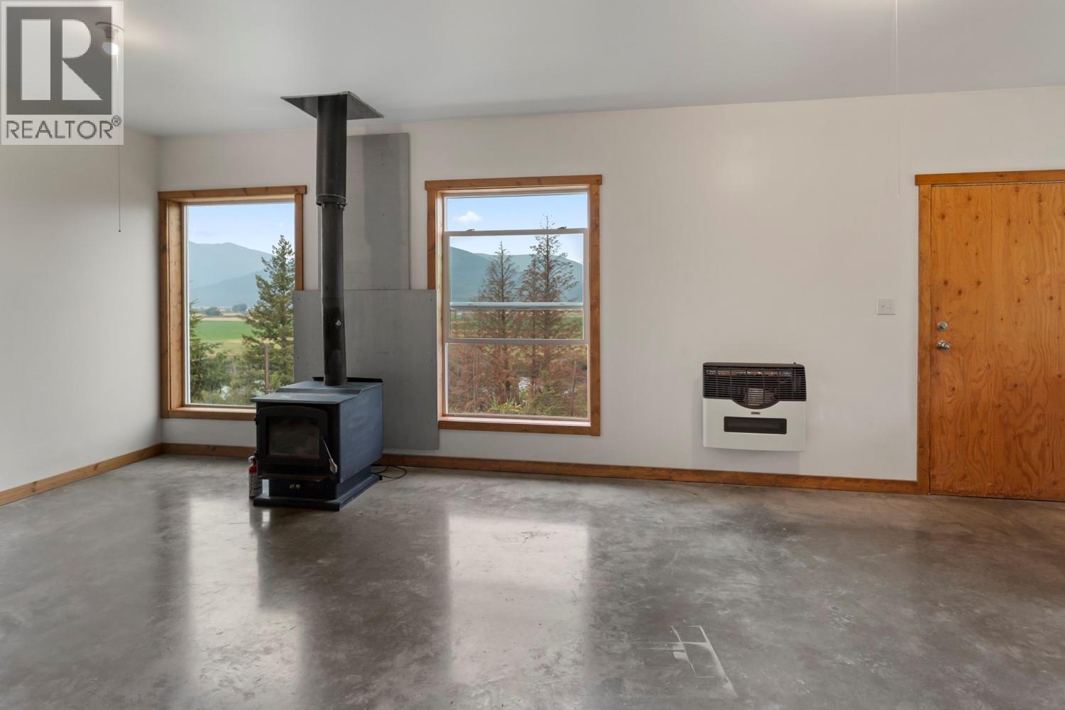 495 Snider Road Property Photo 19