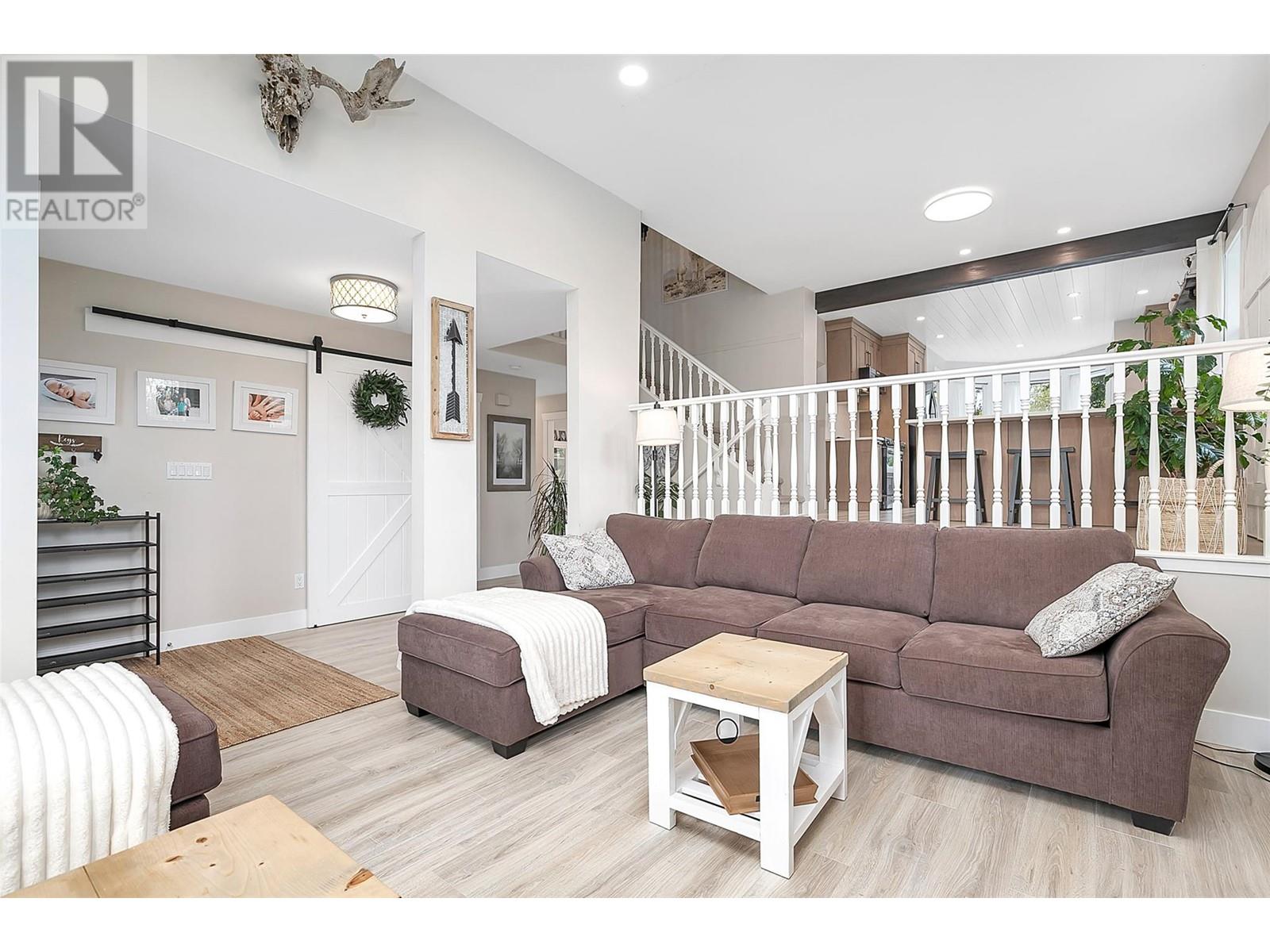 1859 Klondike Court Property Photo 4