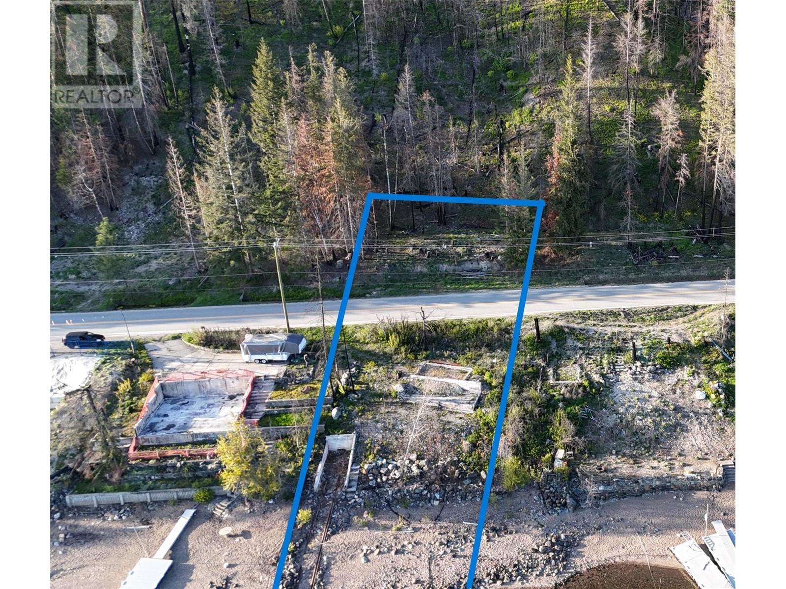 5022 Squilax-anglemont Road Property Photo 3