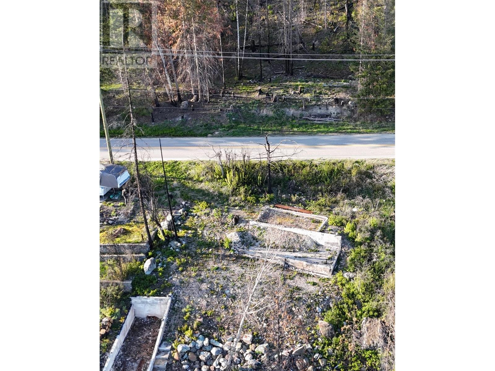 5022 Squilax-anglemont Road Property Photo 4