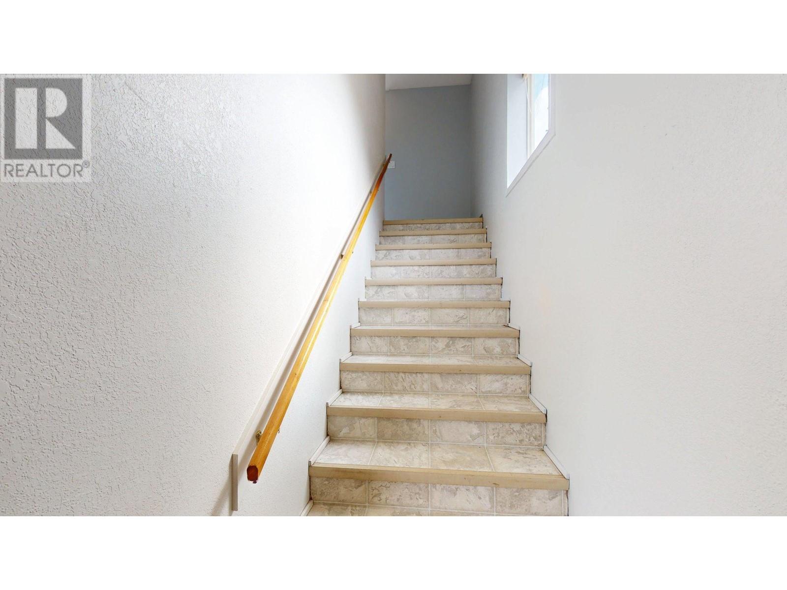 7 Inkaneep Road Property Photo 18