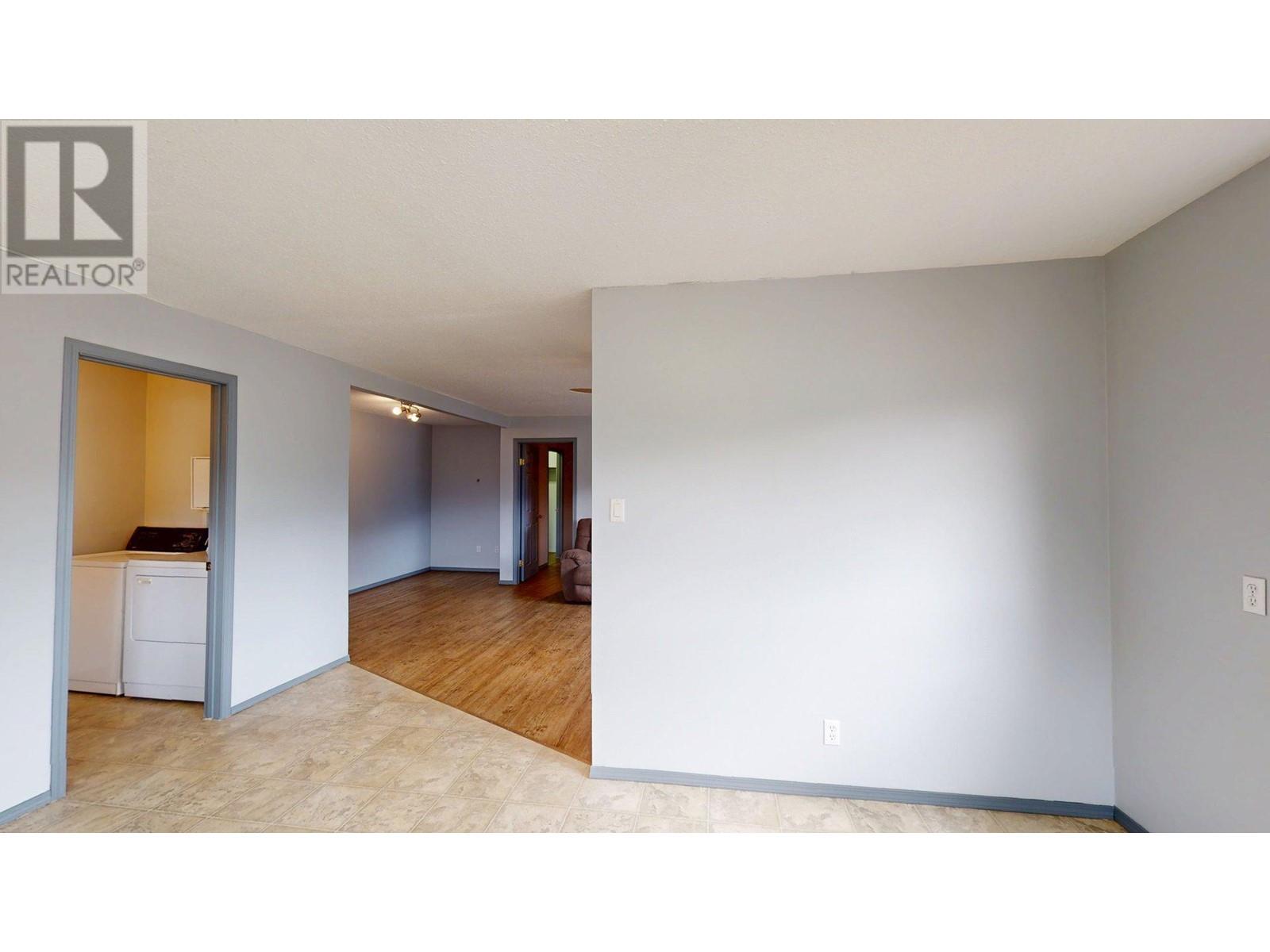 7 Inkaneep Road Property Photo 22