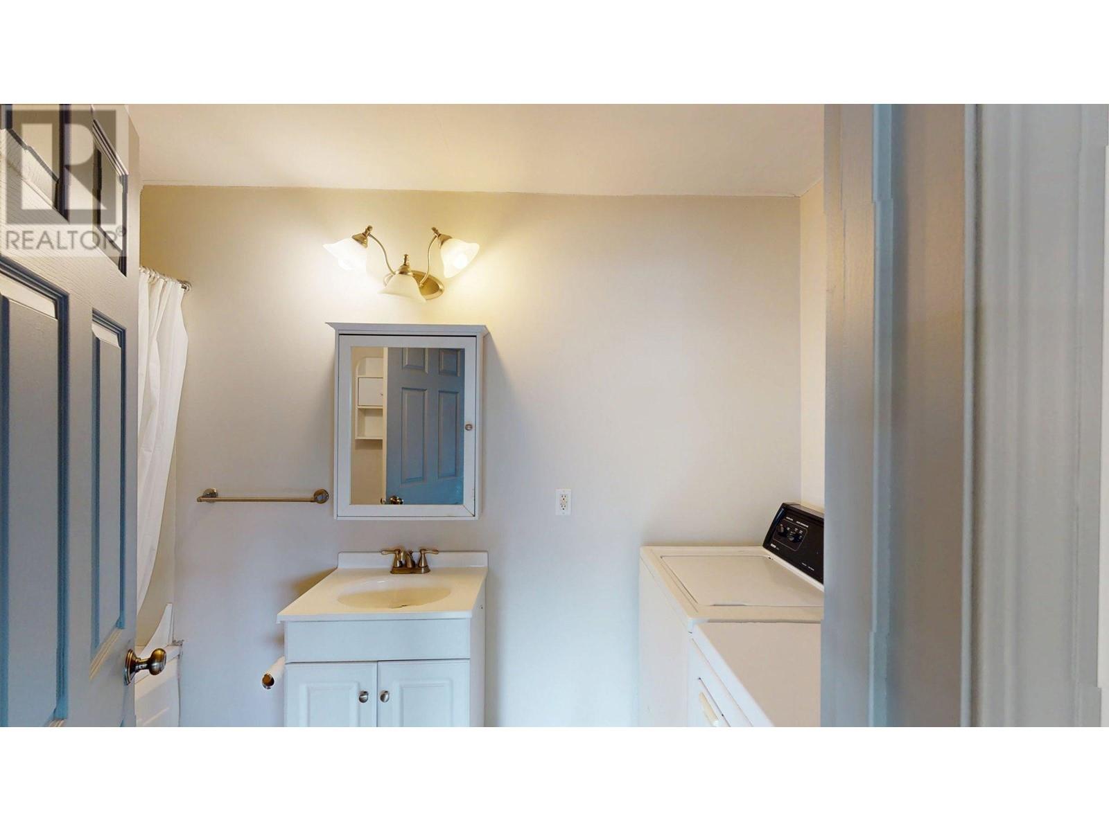 7 Inkaneep Road Property Photo 35