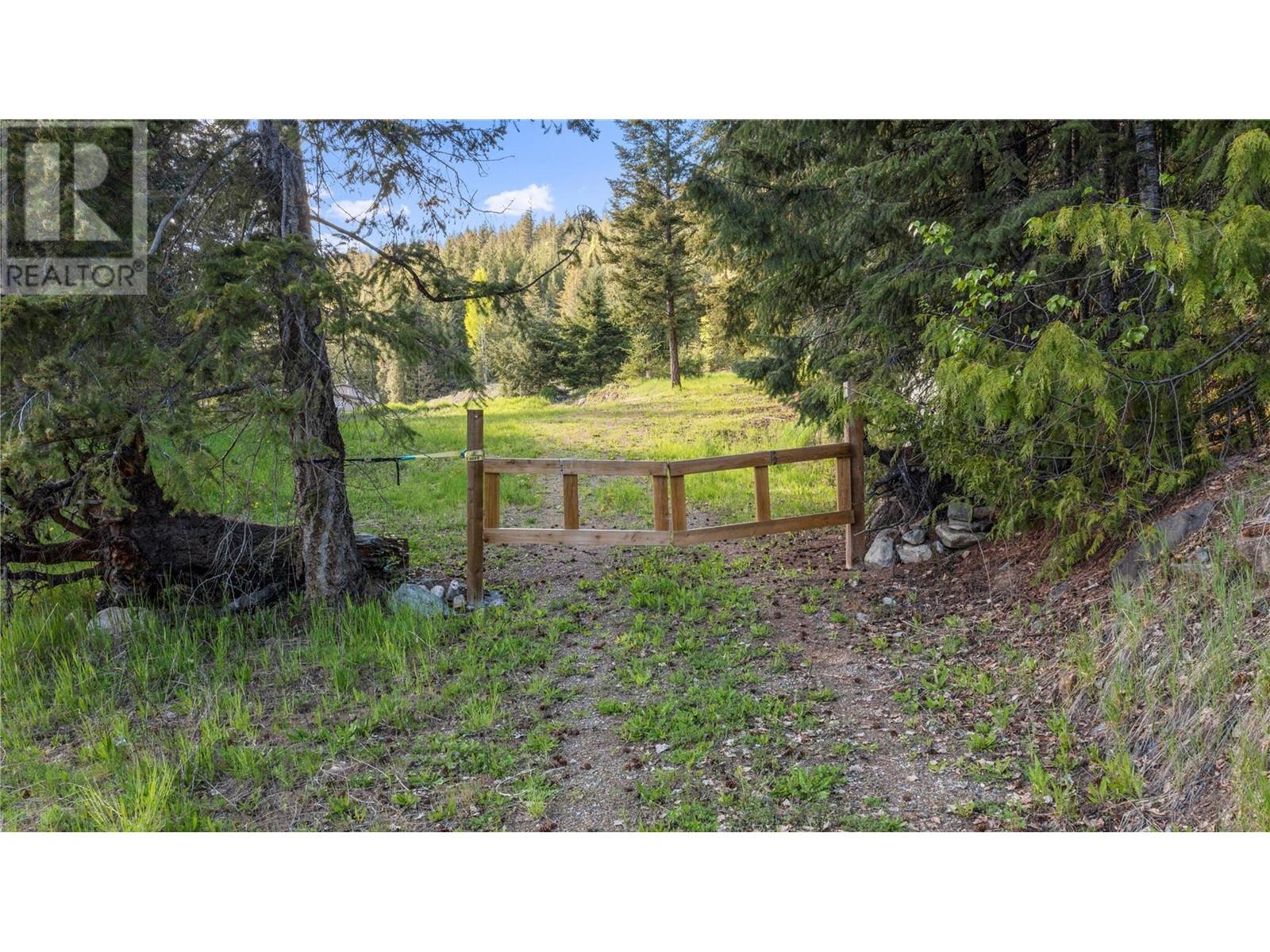 2635 Airstrip Road Property Photo