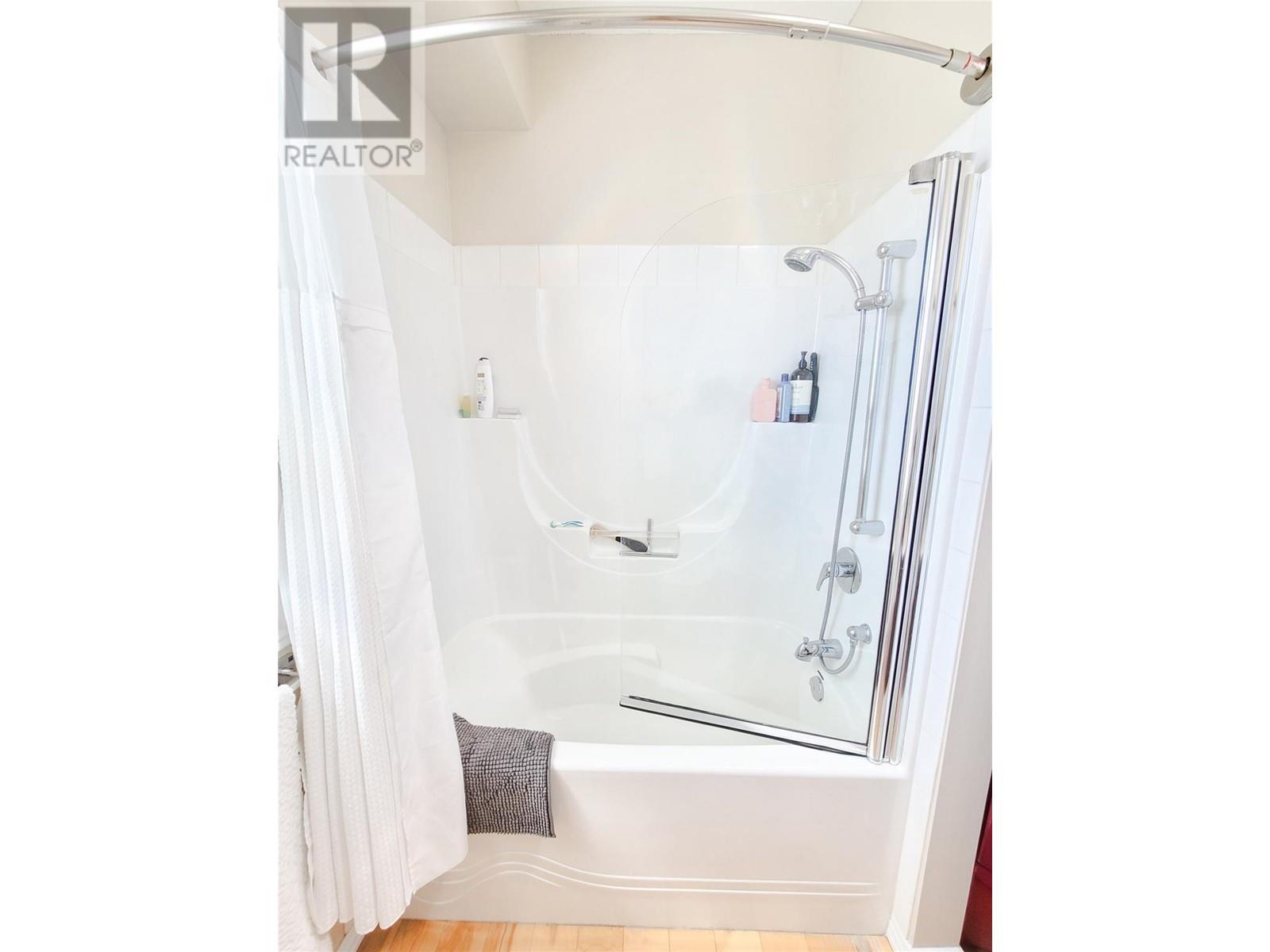 415 Commonwealth Road Unit# 363 Lot# 363 Property Photo 9