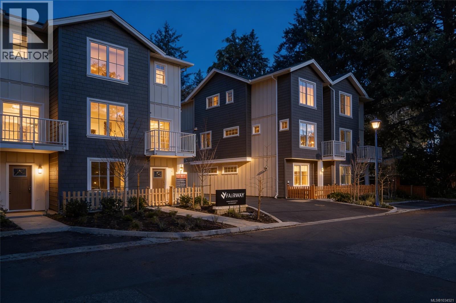 214 2770 Vantilburg Cres