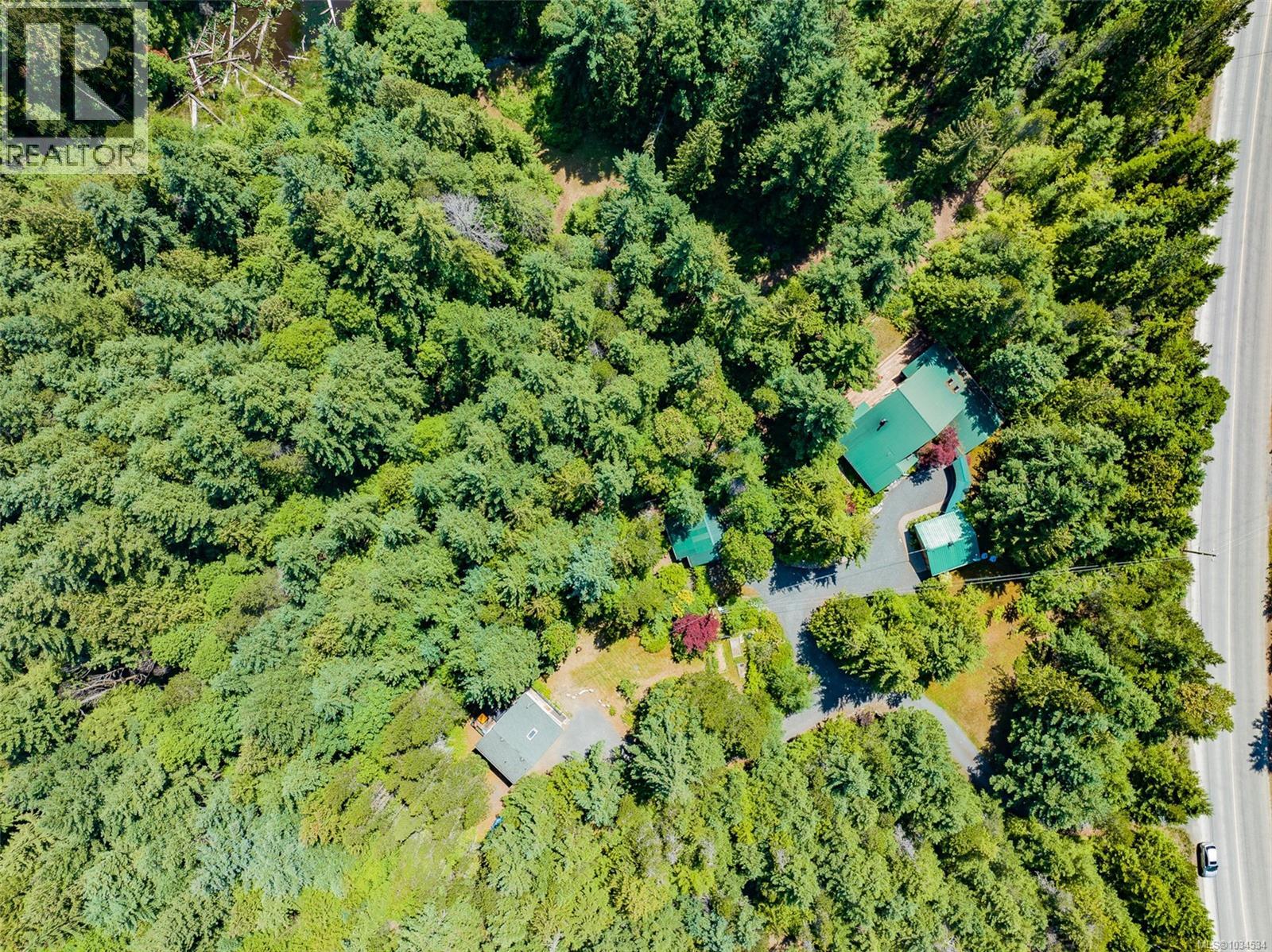 1055 Spider Lake Rd Property Photo 7