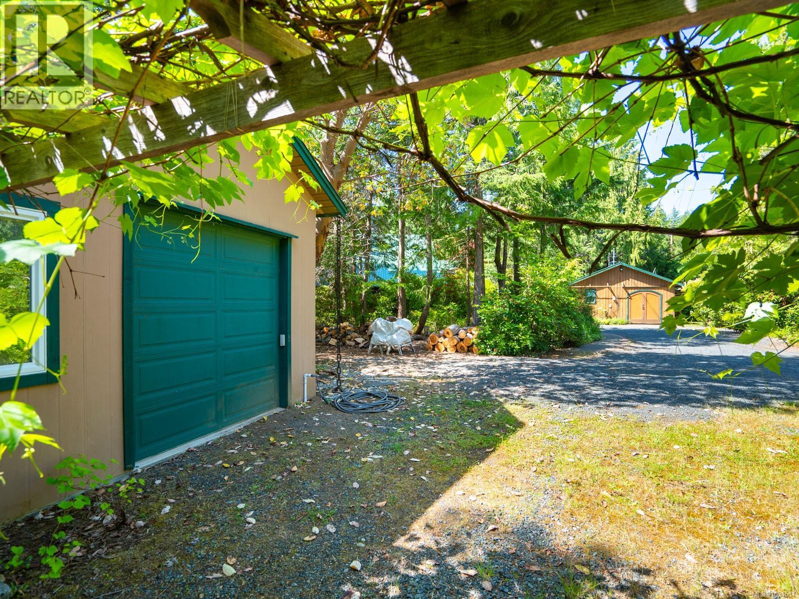1055 Spider Lake Rd Property Photo 50