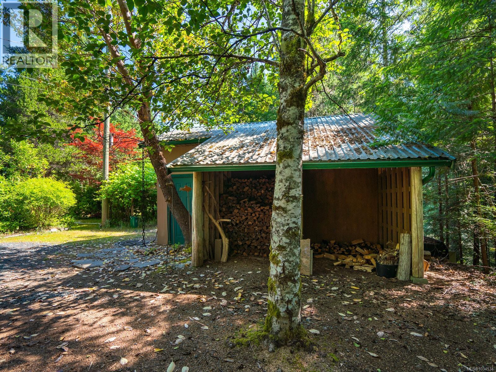 1055 Spider Lake Rd Property Photo 53
