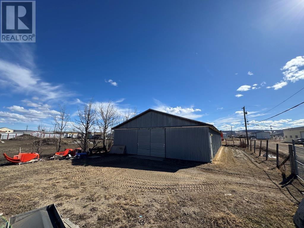 633 113 Avenue Property Photo 1