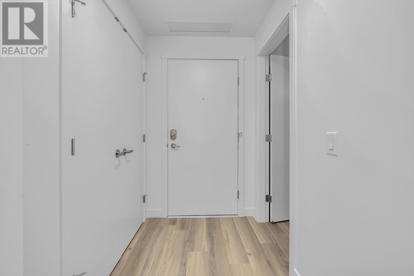 1111 Frost Road Unit# 202 Property Photo 14