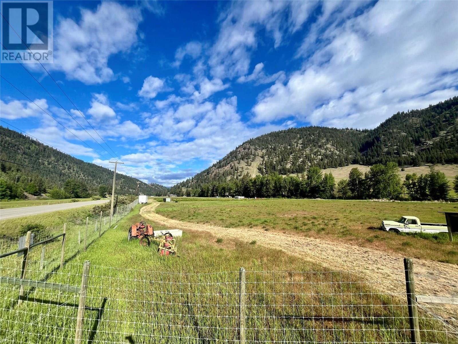 786 Highway 3 Property Photo 3