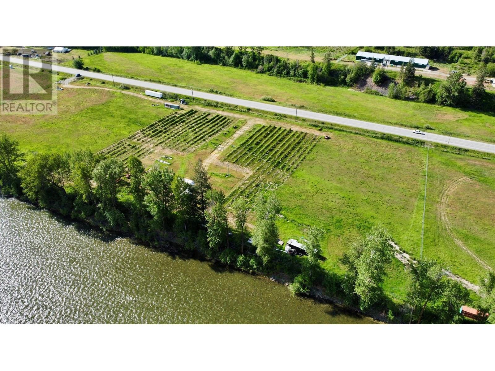 786 Highway 3 Property Photo 5