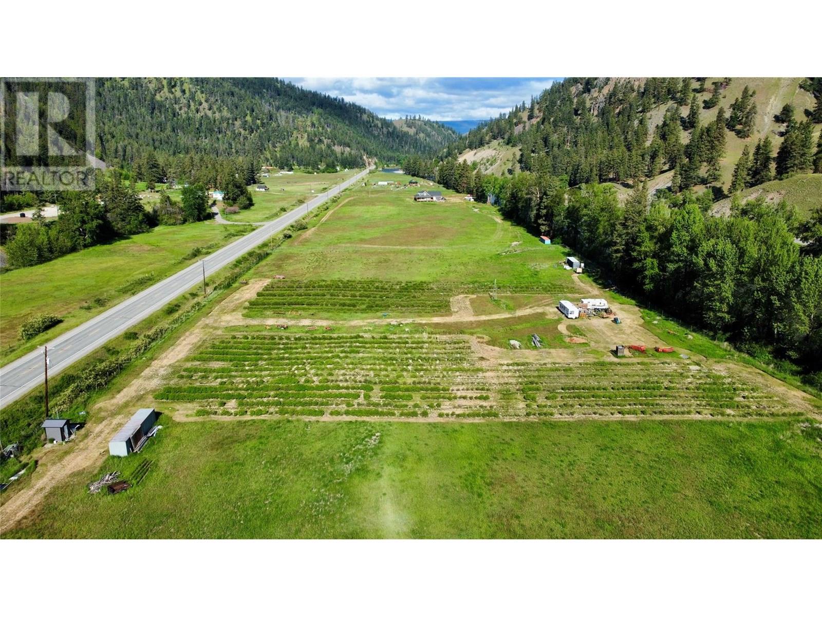 786 Highway 3 Property Photo 6