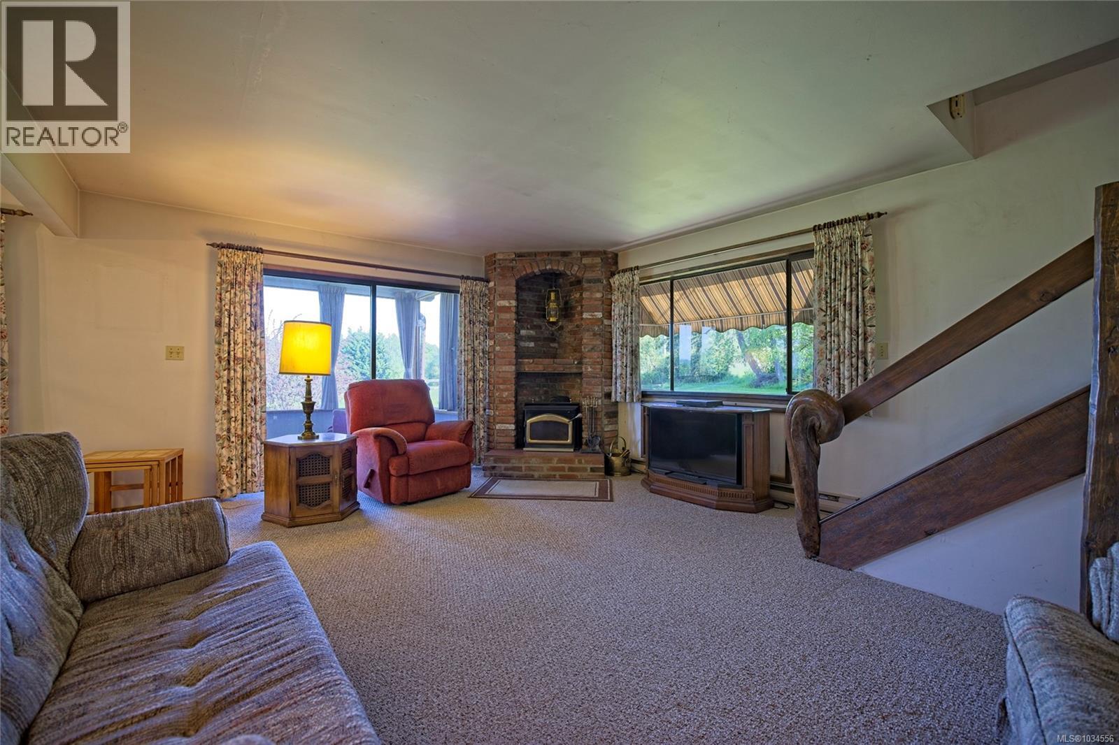 144 Hedger Rd Property Photo 35