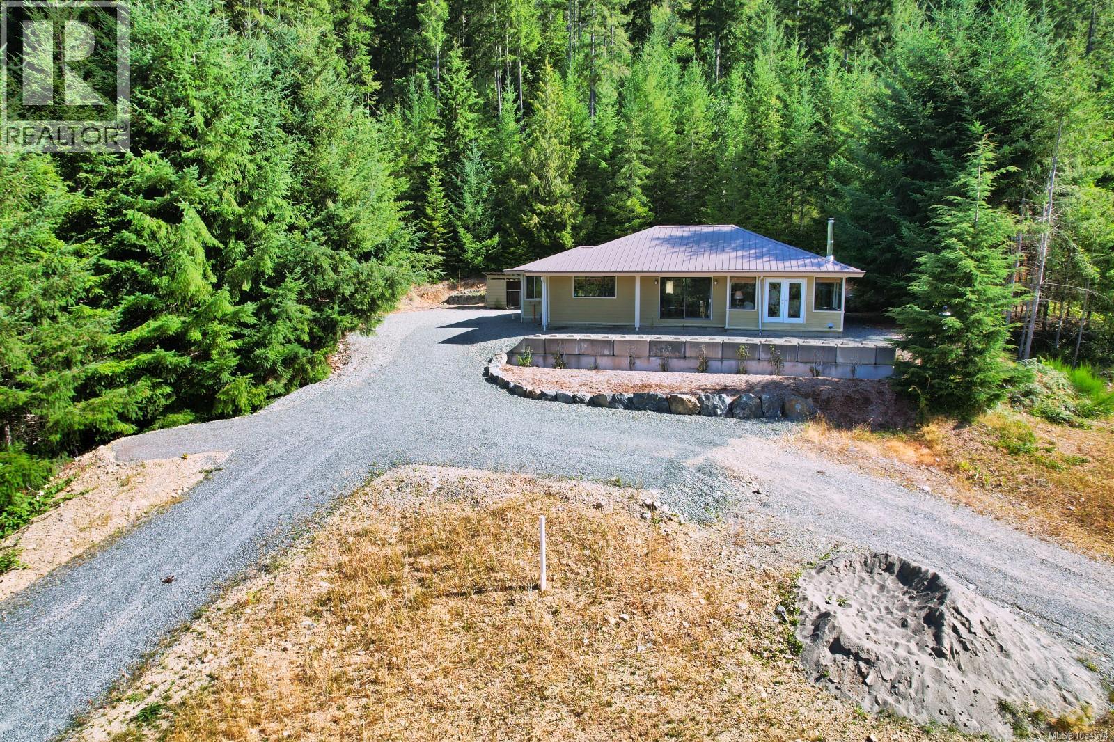 9871 Youbou Rd Property Photo 2