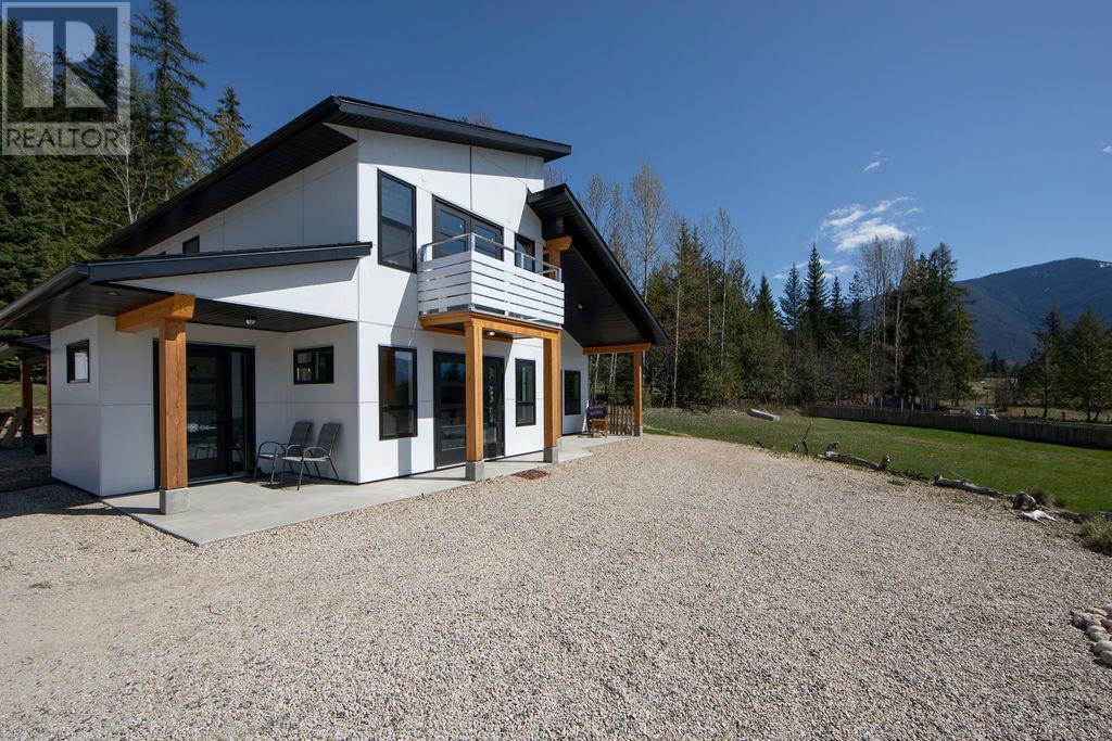 215 Cotswold Road Photo de la propriété 1