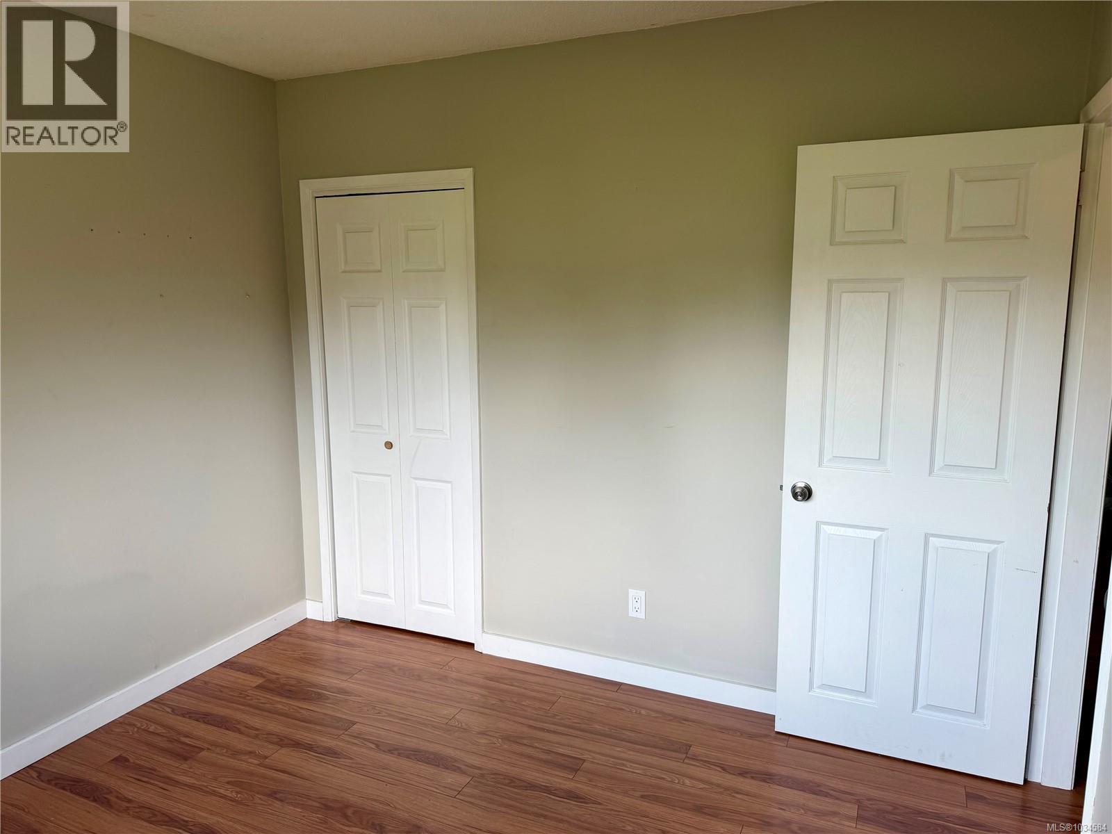 1820 Treelane Rd Property Photo 15