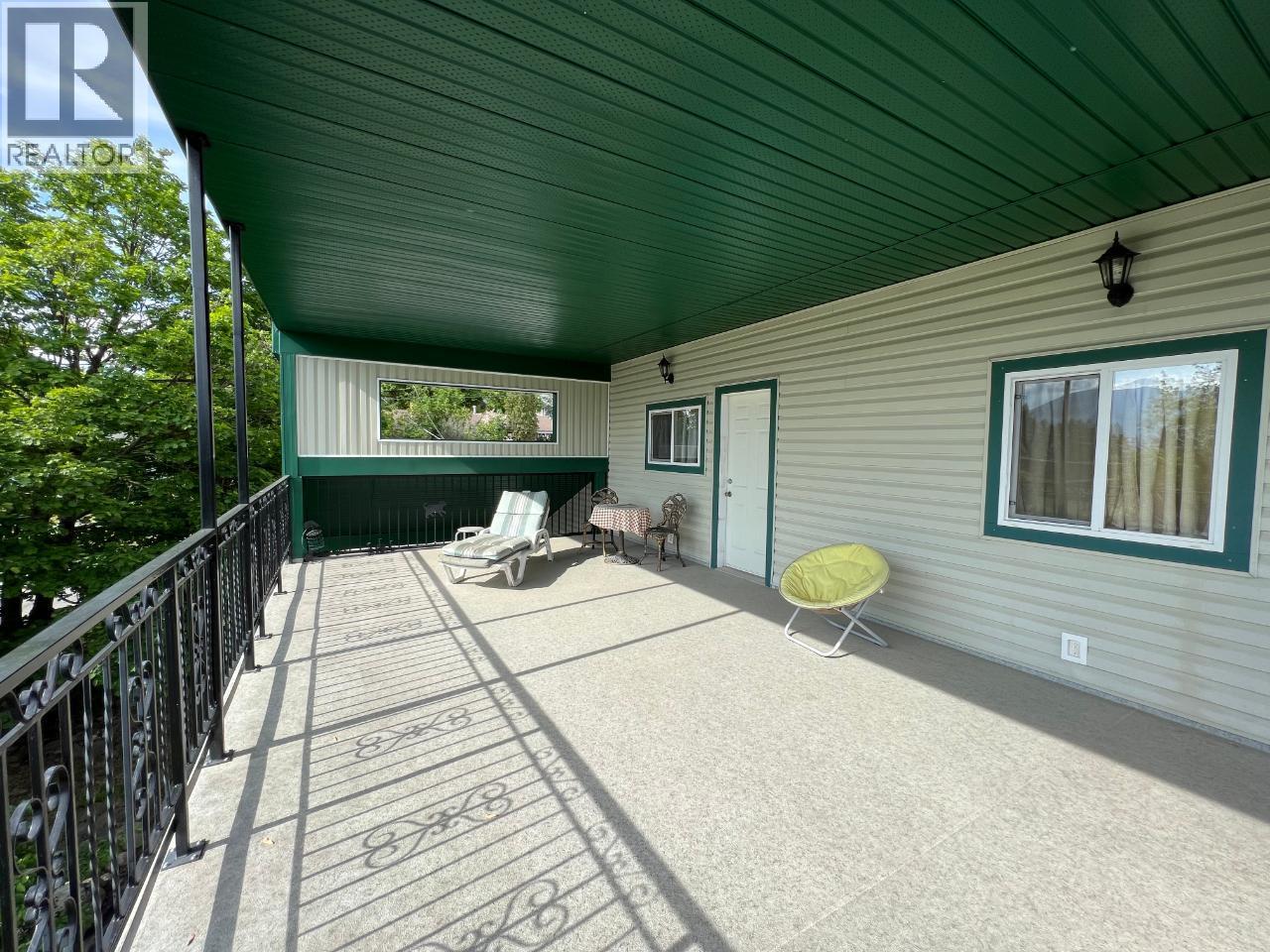 1121 Erickson Road Property Photo 8