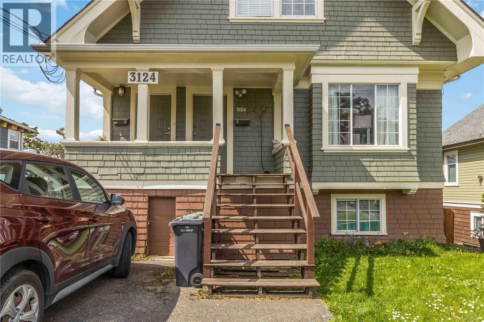 3124 Glasgow St Property Photo 4