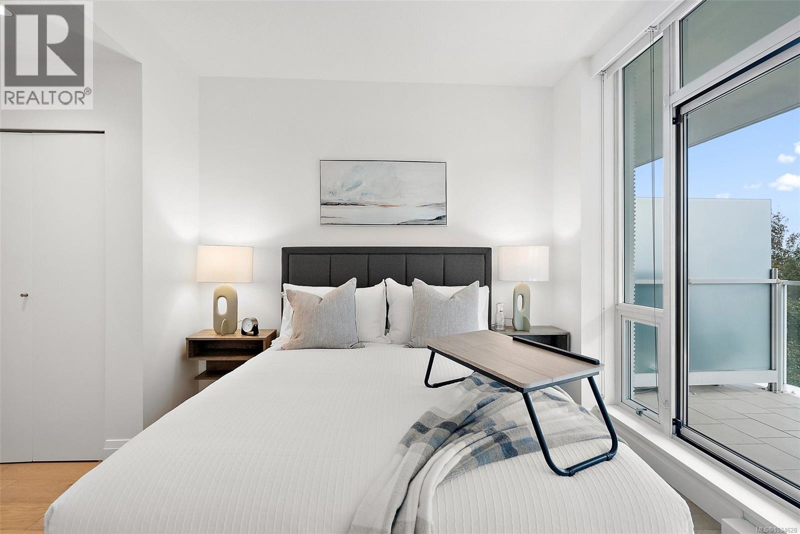 519 68 Songhees Rd Property Photo 17