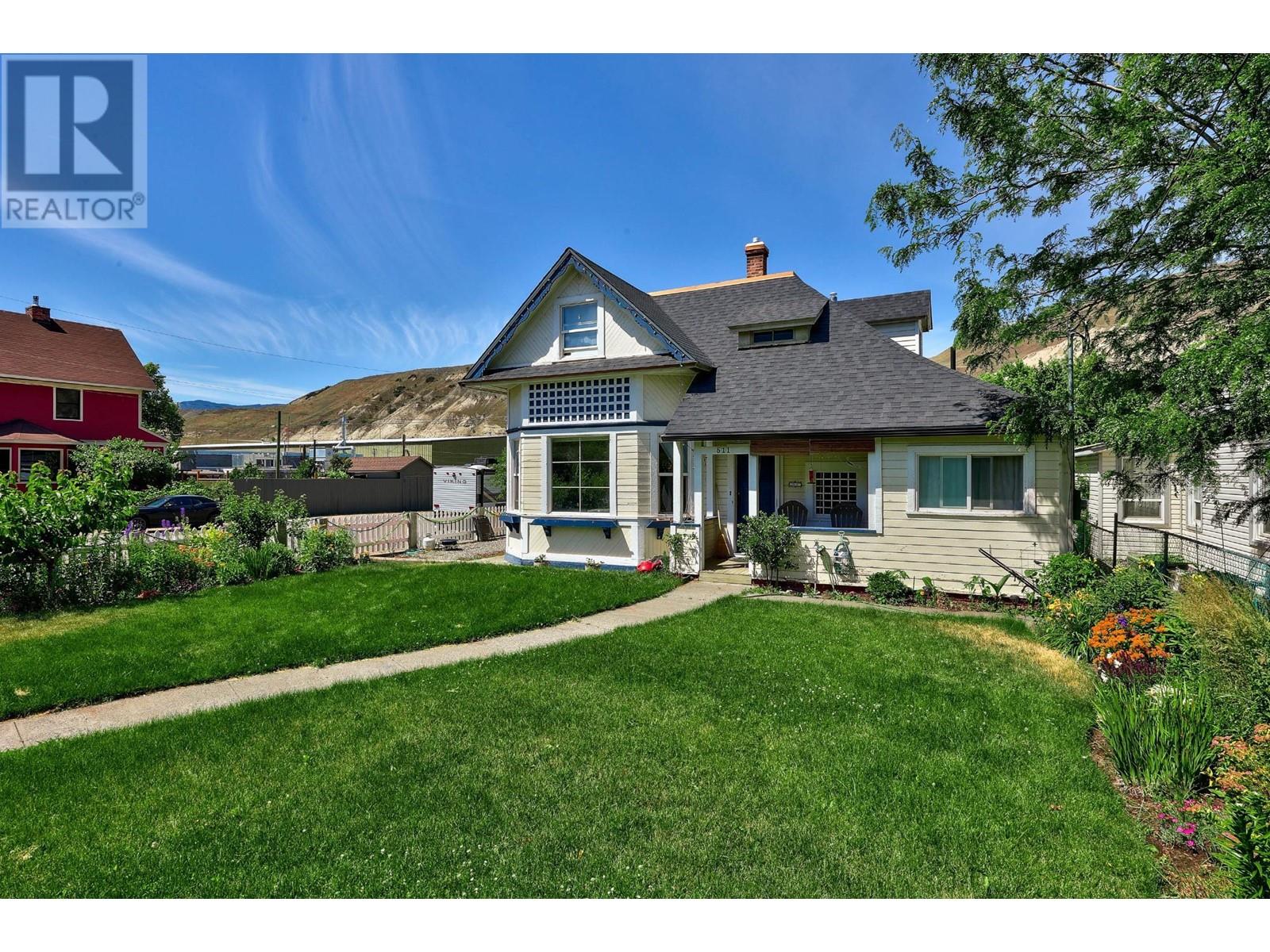 511 Brink Street Property Photo