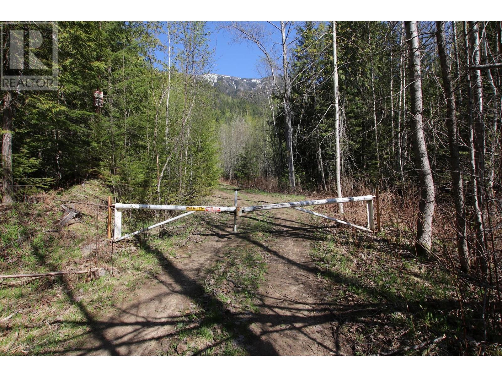 4265 Highway 6 Property Photo