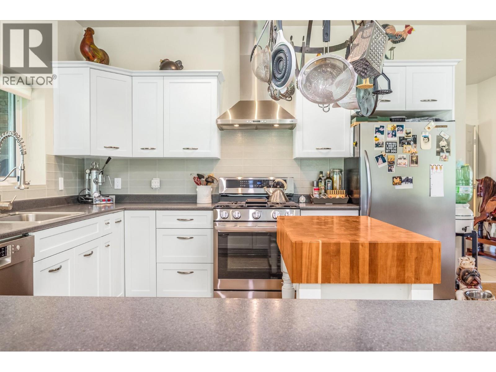 4 Hollingsworth Road Property Photo 11