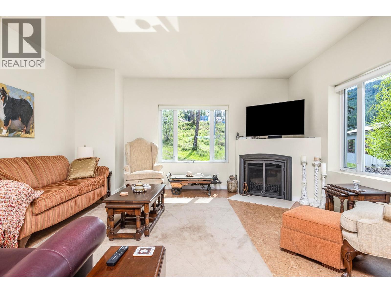 4 Hollingsworth Road Property Photo 12