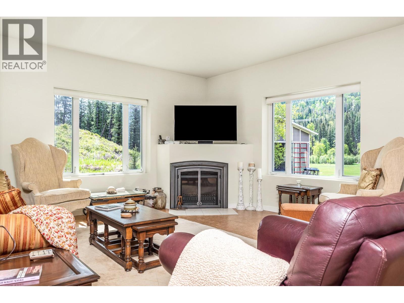 4 Hollingsworth Road Property Photo 13