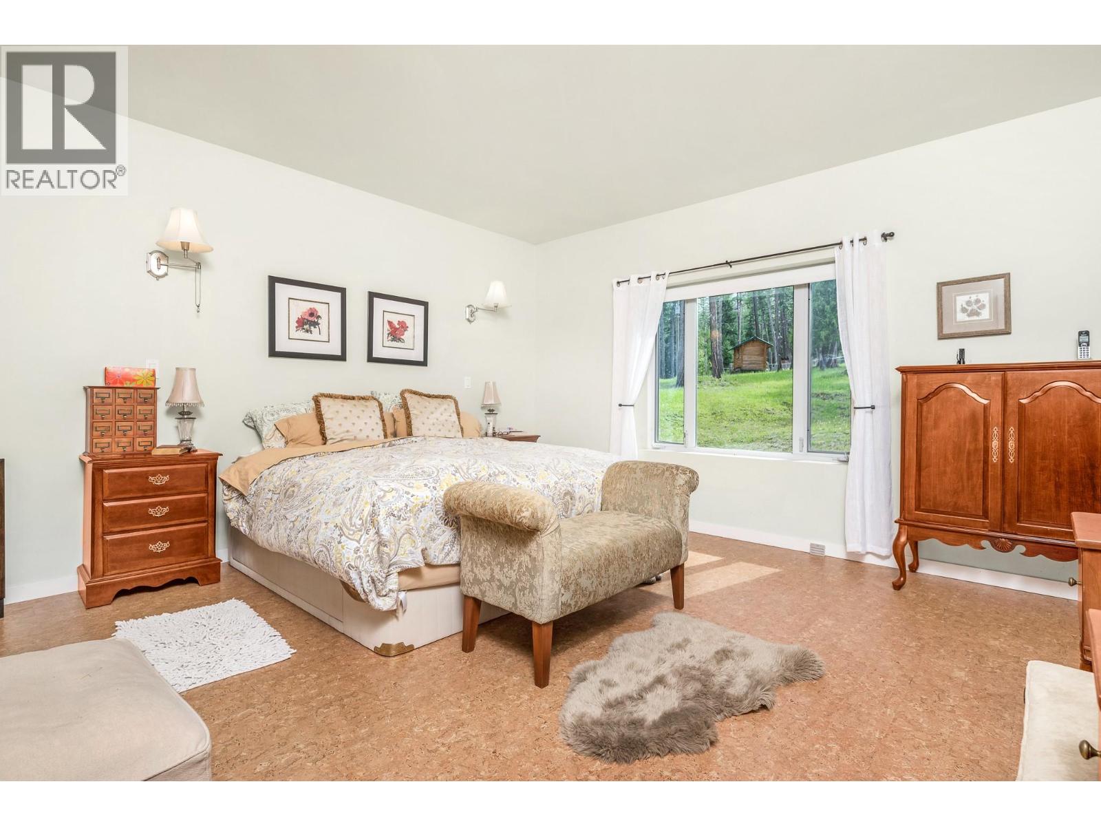 4 Hollingsworth Road Property Photo 30