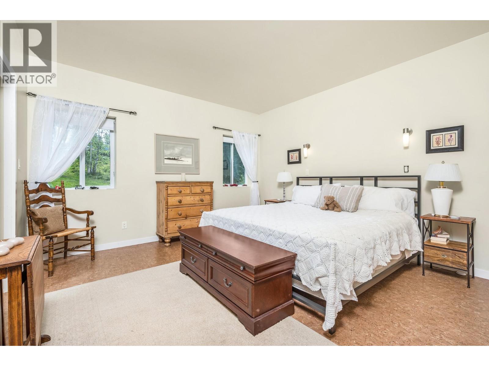 4 Hollingsworth Road Property Photo 31