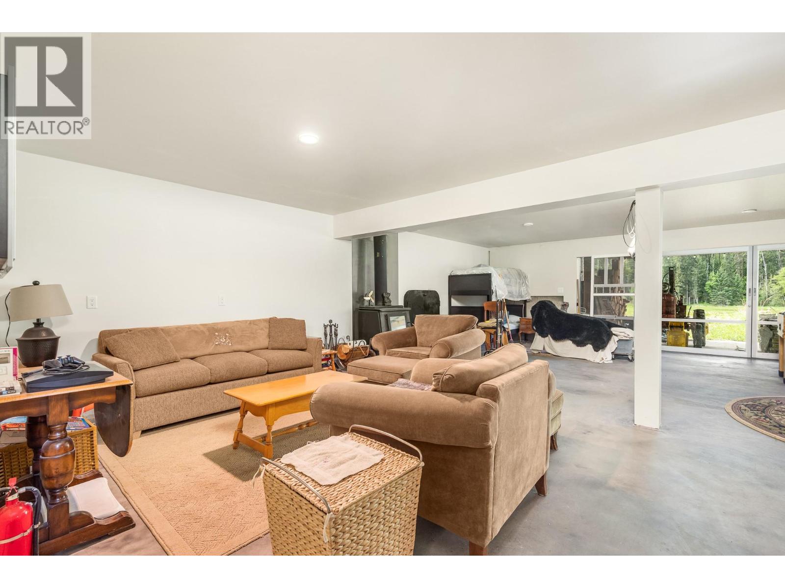 4 Hollingsworth Road Property Photo 38