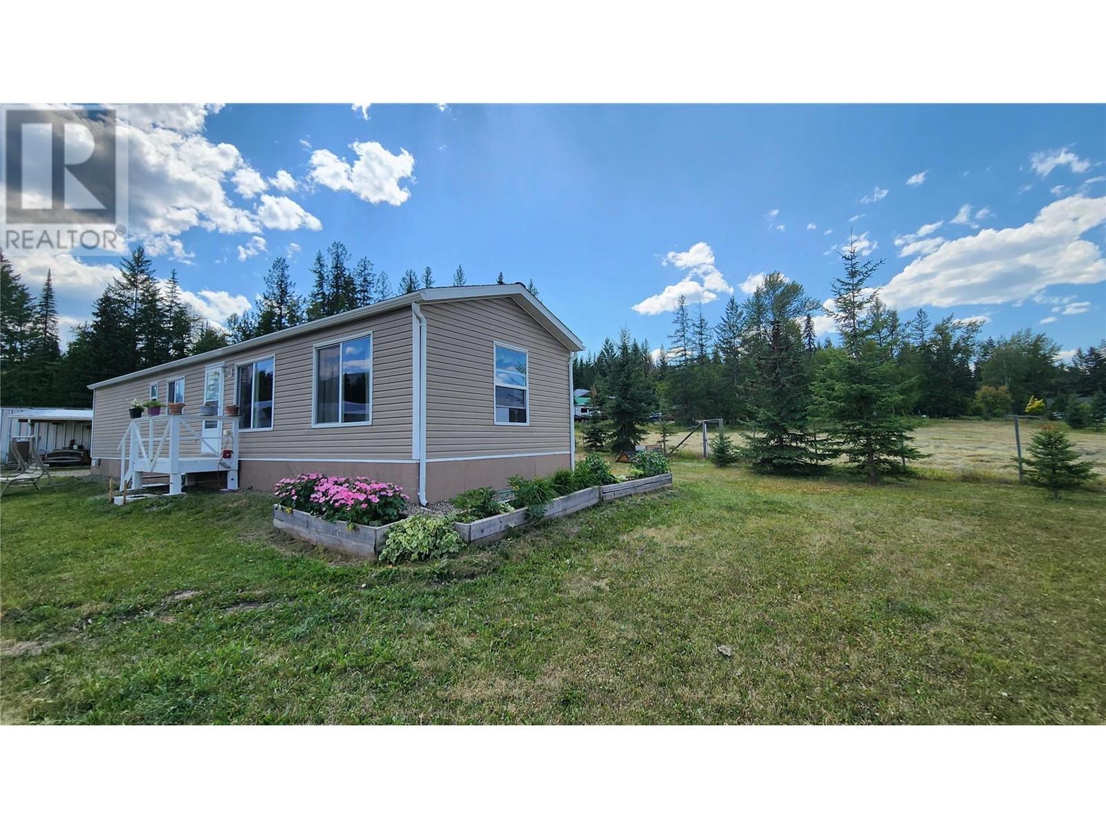 3237 Creighton Valley Road Property Photo