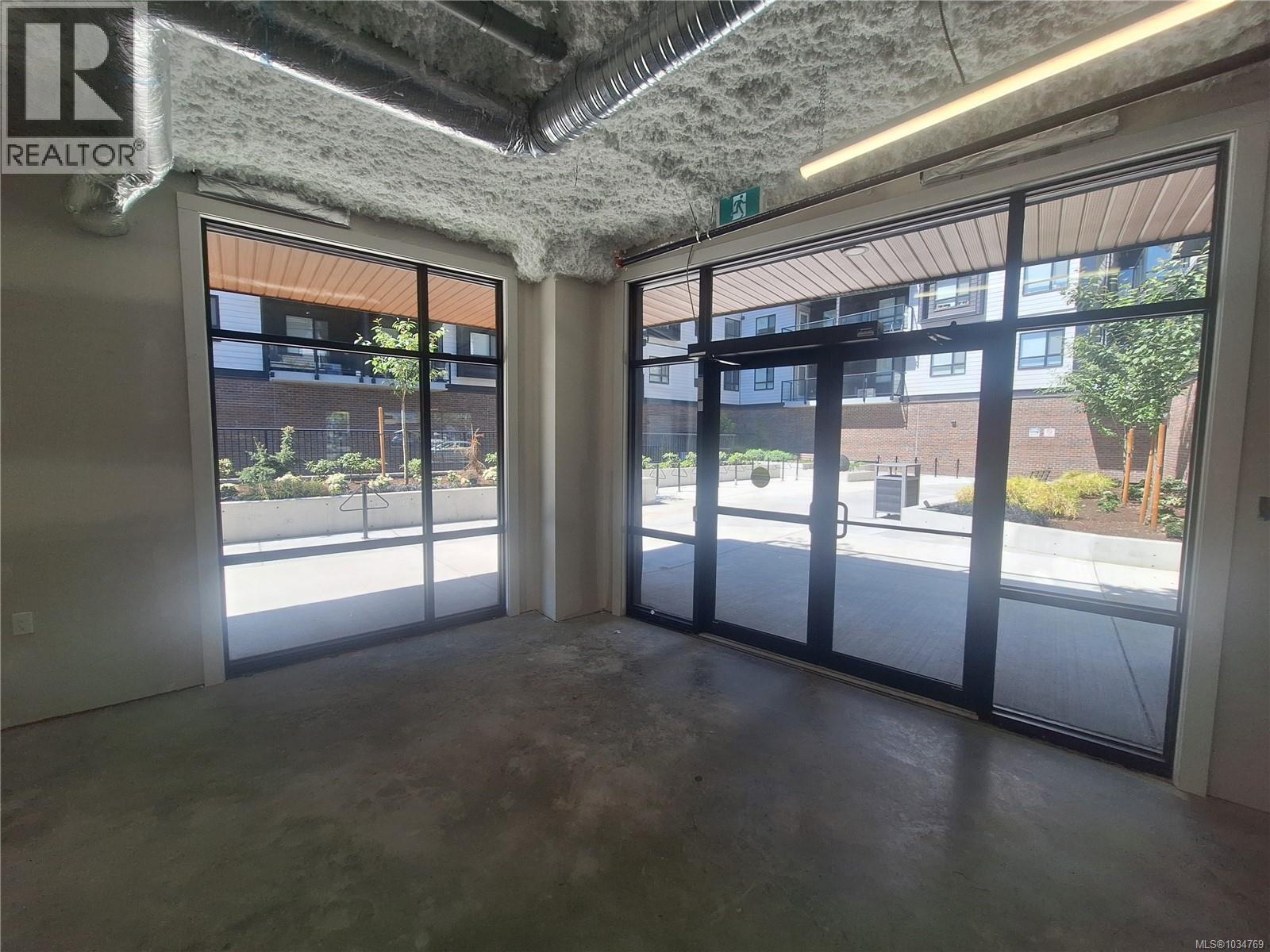 131 107 Evans St Property Photo 6