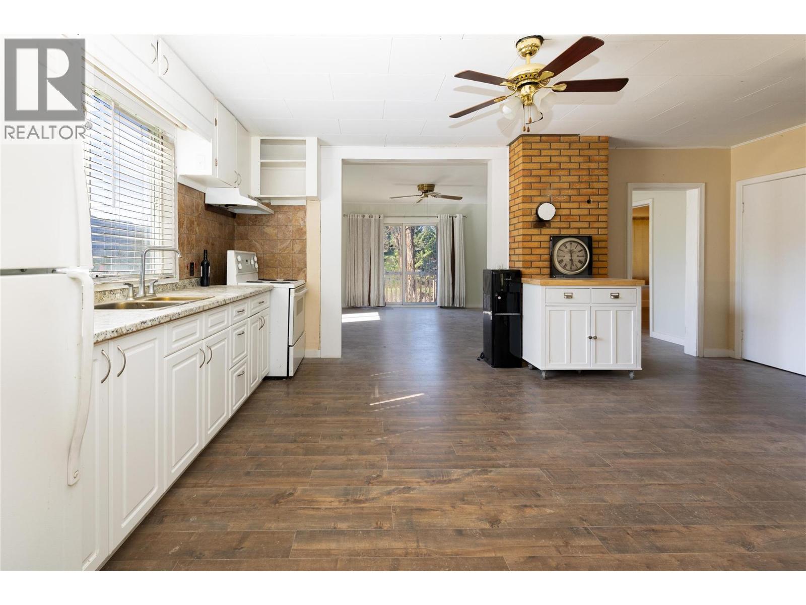 4251 Mikkelson Frontage Road Property Photo 5