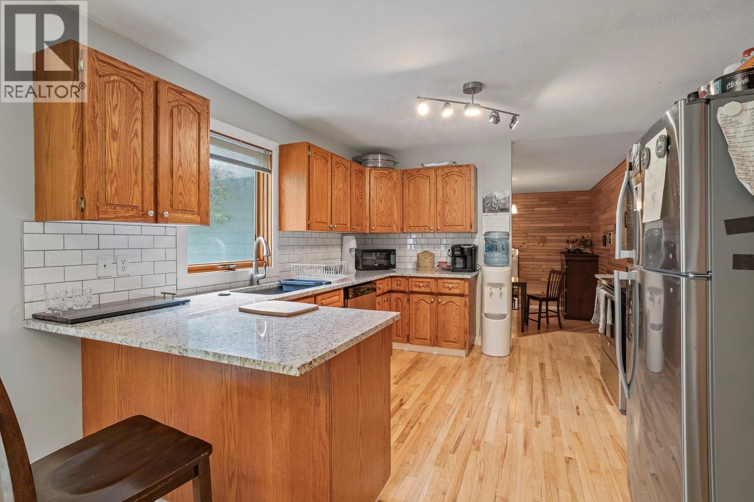 950 Hagey Road Property Photo 3