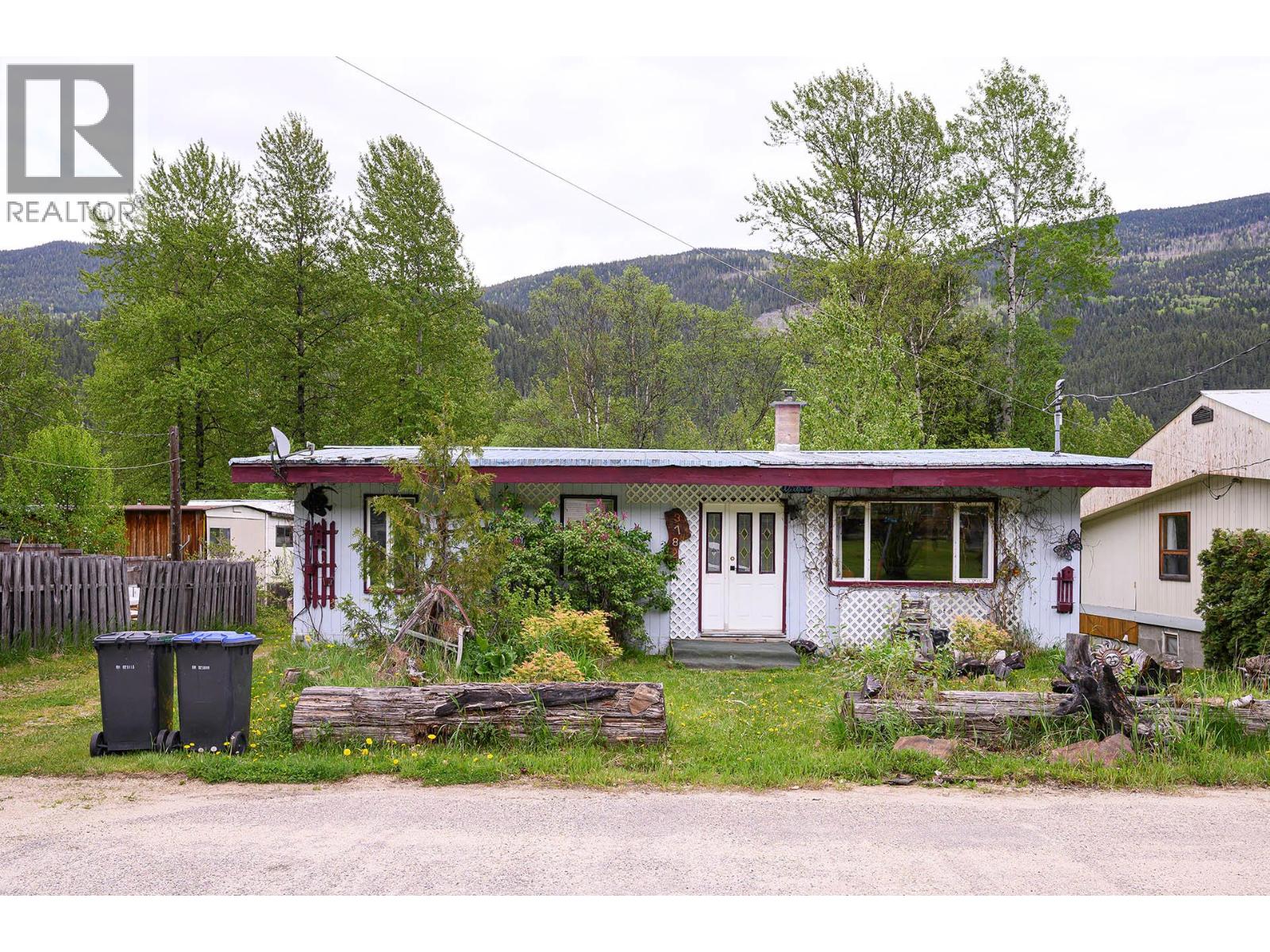 3782 River Drive